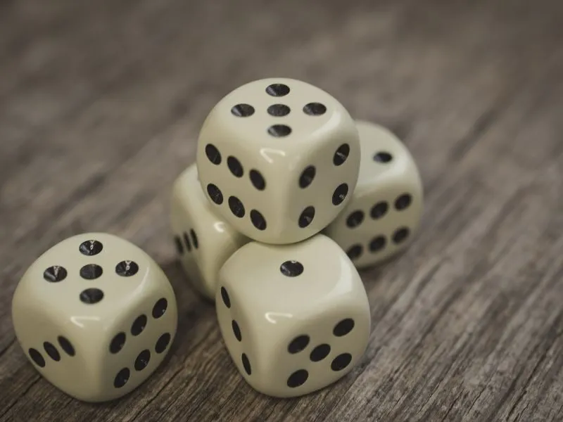 Các lợi ích khi chơi xóc đĩa tại Iwin